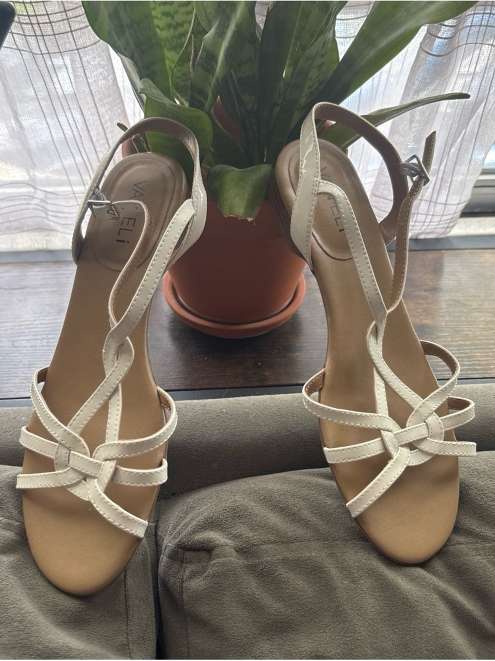 Vaneli White Knotted Strappy Slingback Heels